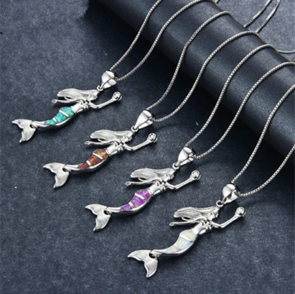 925 Silver Mermaid White Fire Opal Necklace - Picture 4 of 4